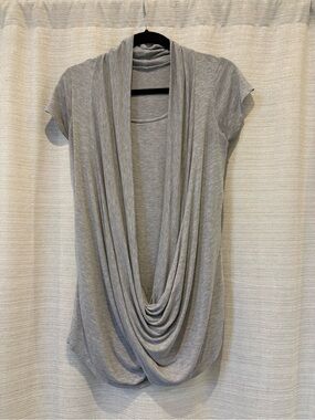 Large Gray Maternity Nursing Top by Savi Mom Short Sleeve